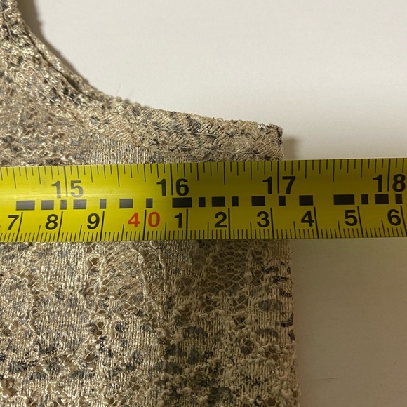 BKE Buckle Tank Top Womens Sparkle Sleeveless Cami Layer Embellished Floral - M - Picture 3 of 5